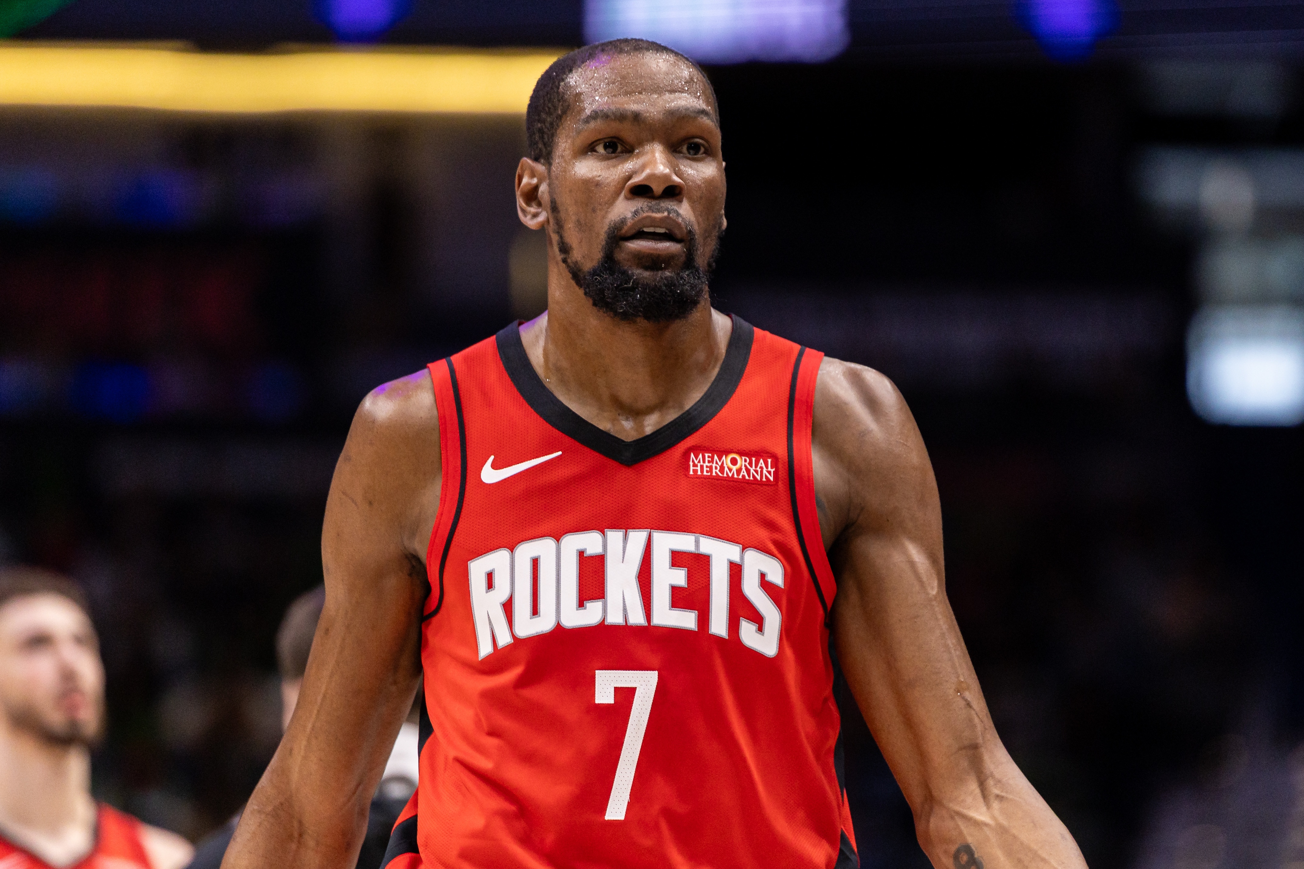 乐鱼体育-7年了！杜兰特本赛季已出战76场 创个人离开勇士后新高